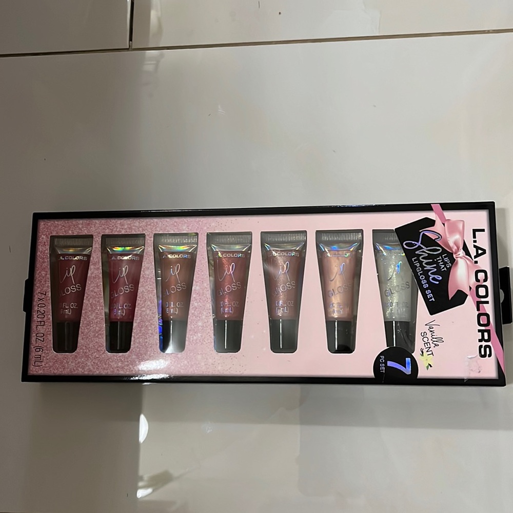 LA COLORS lip gloss set